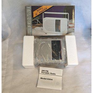 NOS Soundesign Radio Portable AM FM Battery Gray 2204 SGY Prop Vintage Retro NIB